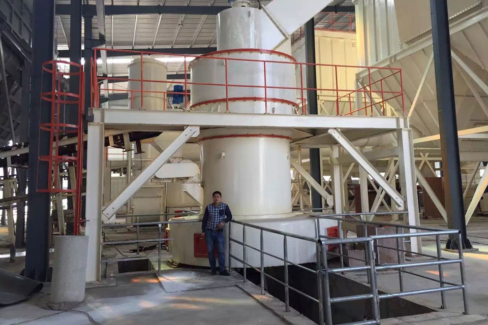 石油焦磨粉机，立磨，雷蒙磨，超细磨粉机