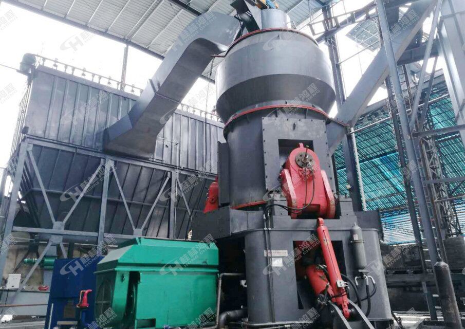 桂林鸿程立式磨粉机HLM系列1700设备图