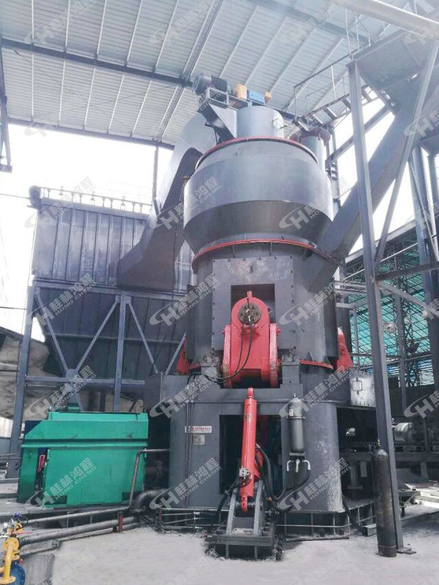 桂林鸿程立式磨粉机HLM系列1700设备图