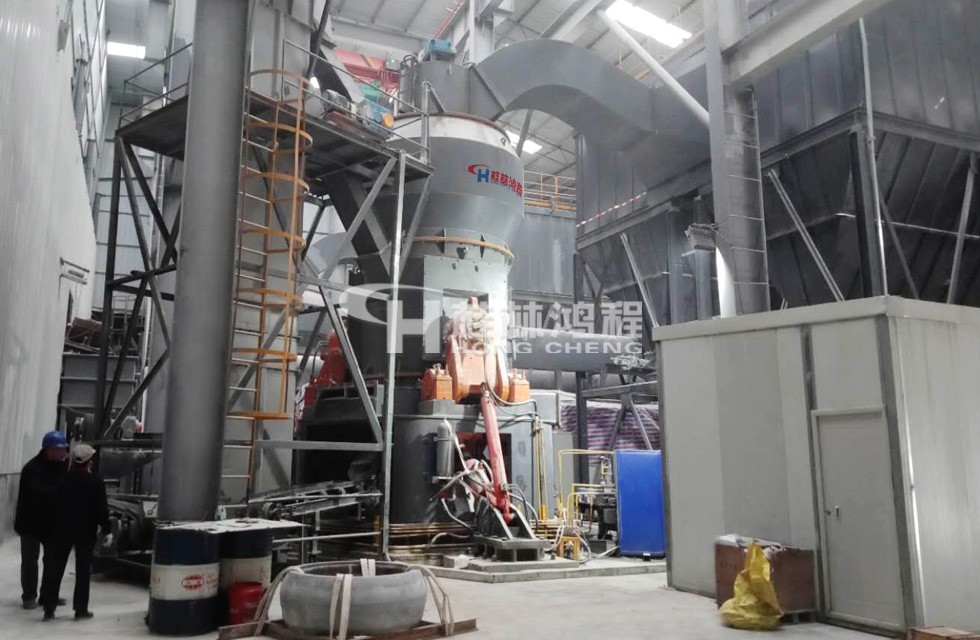 铝矾土磨粉机 铝矾土磨粉机,熟铝矾土磨粉设备,铝土矿磨粉机,立式磨粉机,超细磨粉机,石墨超细磨机