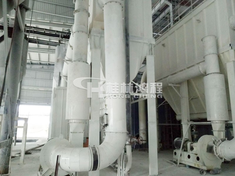 超细重质碳酸钙粉生产设备,重质碳酸钙超细磨粉机HCH980案例