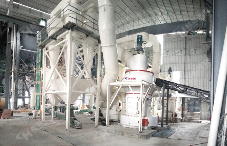 　湖北某厂采购了桂林鸿程的高钙石粉机器，60-900目粉日产量500吨以上