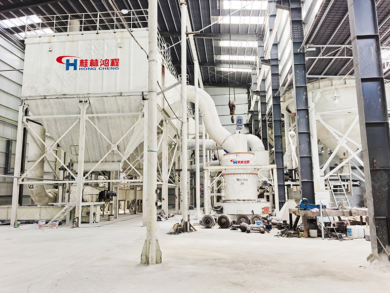 工程案例：325目石灰石雷蒙磨粉机生产线顺利投产！