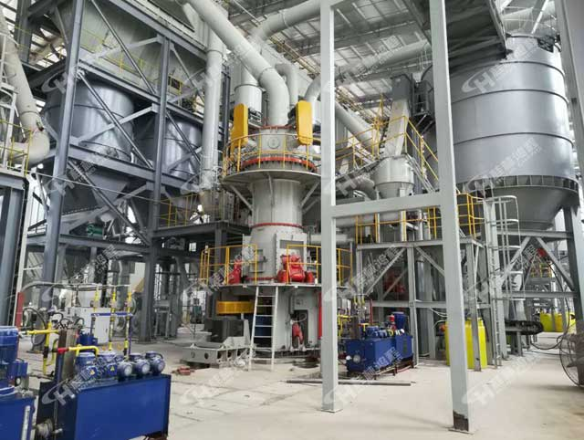 硅藻土设备超细磨粉机，硅藻土磨粉机，超细磨粉机，超细立式磨粉机，超细立磨，磨粉机厂家