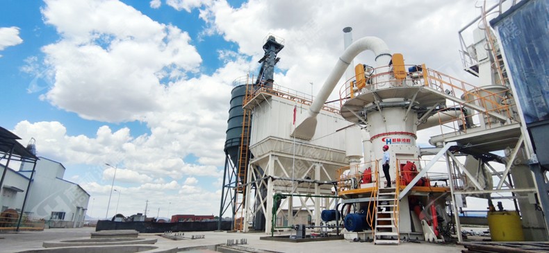 萤石超细磨粉机:HLMX系列超细立磨