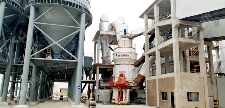 鸿程时产100吨石灰石生产线HLM2600大型石粉立磨 浙江某钙科设备现场