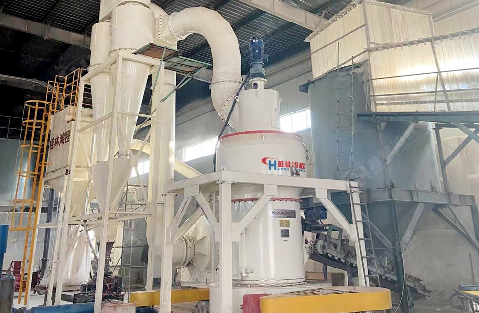 白泥磨粉机现场图 白泥磨粉机现场图